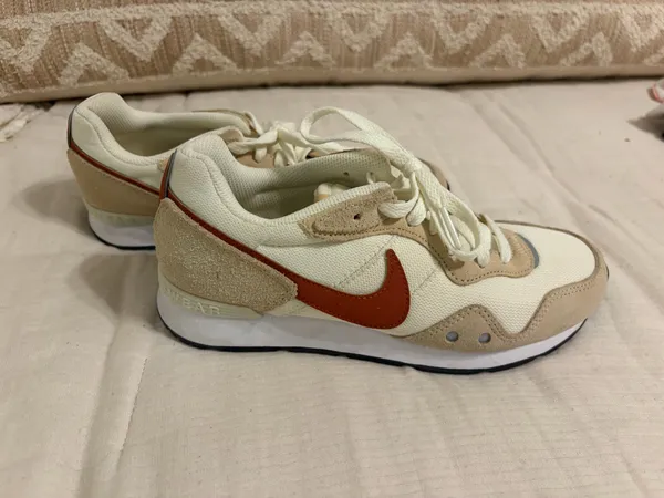 Nike Shoes Women’s - Image 2