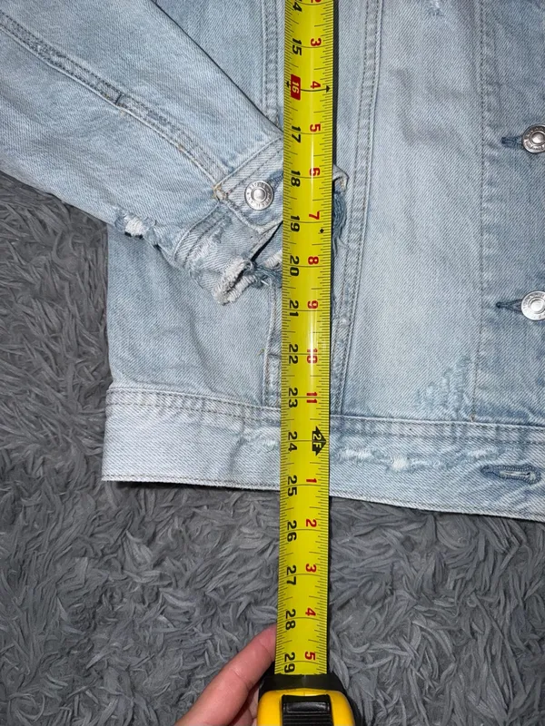 American Eagle Outfitters Light Blue Denim Jacket - Image 2