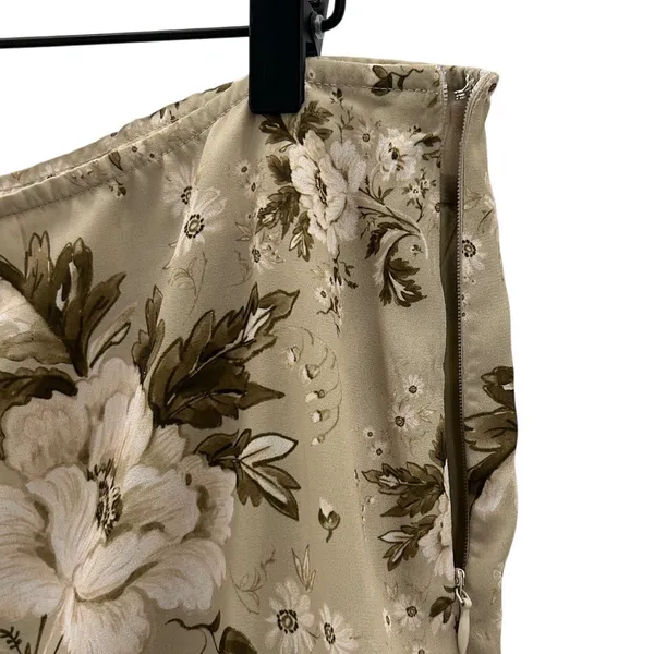 Tiger Mist Sierra Midi Skirt‎ Macro Floral Print Grandmacore Cottage Neutral XS - Image 6