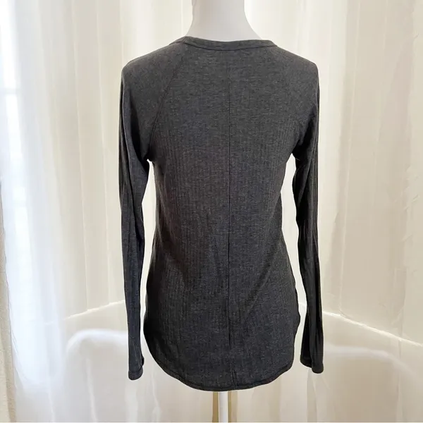 Hollister Long Sleeve Top Size‎ L Charcoal Grey Ribbed Must-Have Collection - Image 3