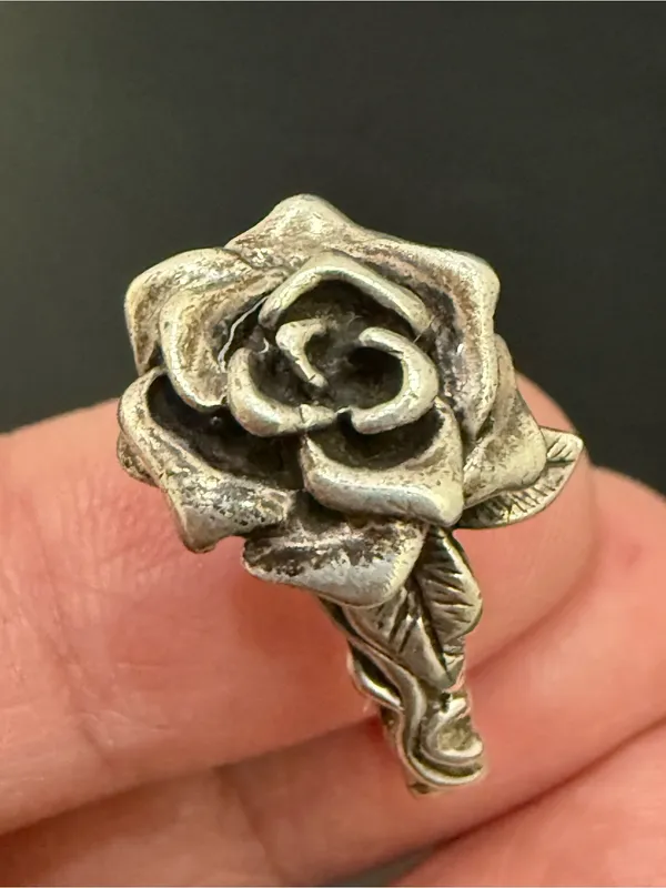 Vintage Signed MARAVA Oxidized Sterling Silver Full Bloom 3D Rose Ring Size 9 - Image 6