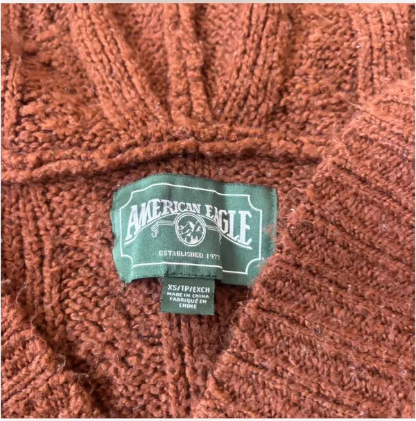 American Eagle Brown Cable Knit Sweater - Image 2