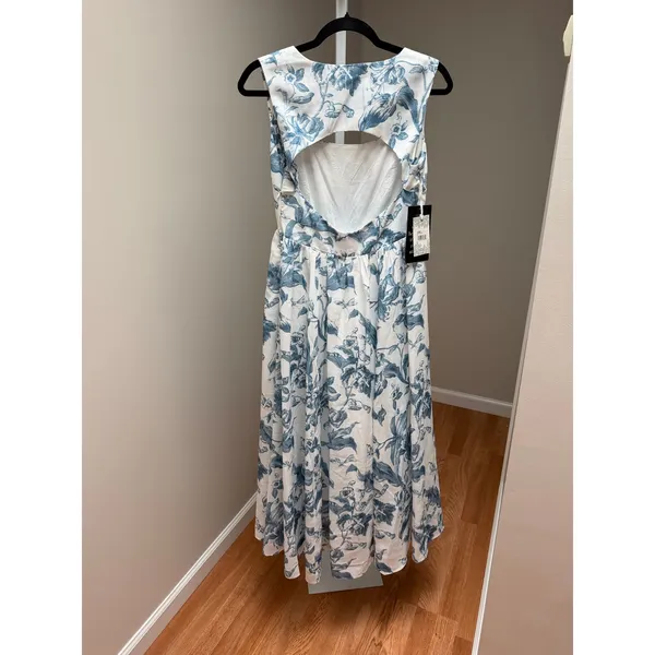 NEW Tuckernuck Hyacinth House Maizie Maxi Dress Blue White size Small - Image 6