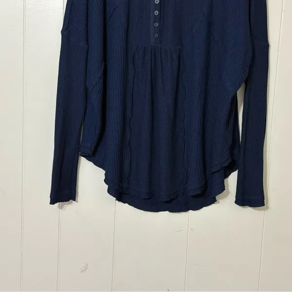 Free People Leo Henley Long Sleeve Top Blue Waffle Knit Oversized Boho Size S - Image 2