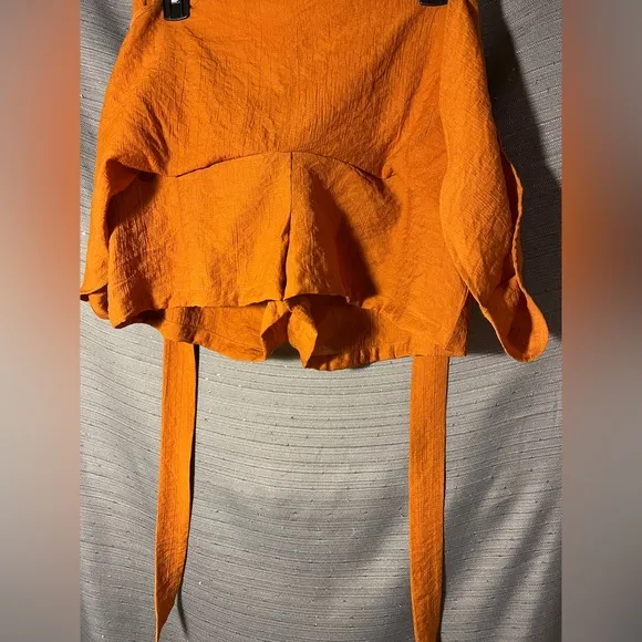 Harper Heritage Burnt Orange Mini Skirt Size‎ Medium - Image 4
