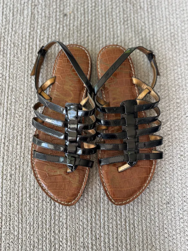 Sam Edelman Black Patent Strappy Flat Sandals Size 7.5 - Image 4