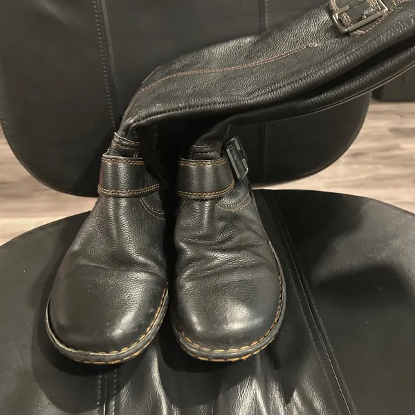Black Leather Buckle Boots - Image 7