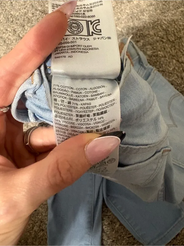 Levi’s 710 Super Skinny Jeans Women’s 26 Light Wash Stretch Denim Blue Pants 26W - Image 4