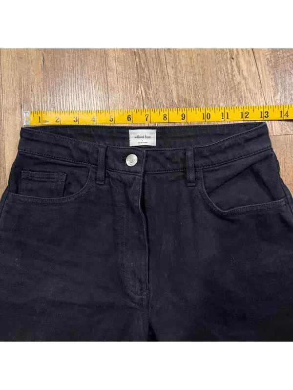 Aritzia Wilfred Free High Waist Black Shorts 2 - Image 2