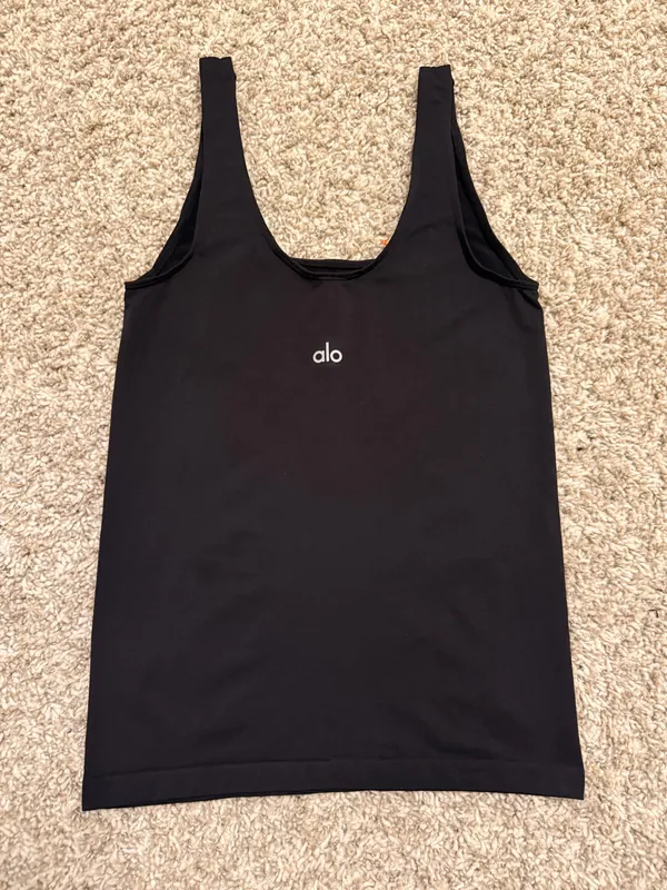 Alo Tank Yoga Top - Image 2
