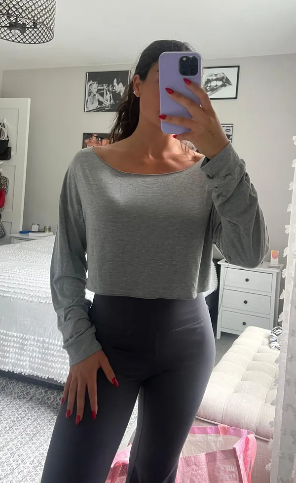 Gray Long Sleeve Cropped Shirt - Image 2