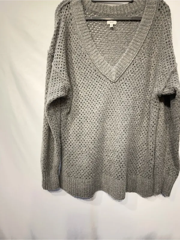 Aerie Open Weave Oversized V-Neck Sweater Gray Size Medium - Image 4