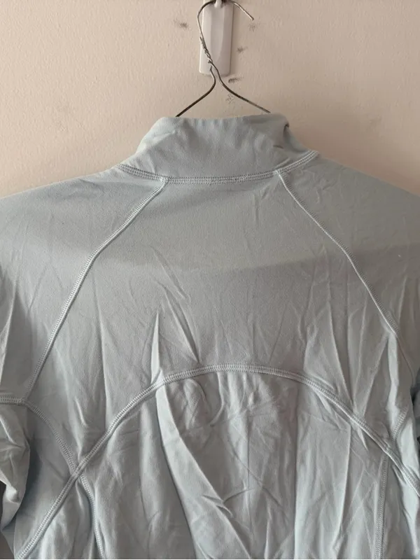 Lululemon Its Rulu Run Cropped Half Zip in Powder Blue Size 8 Athletic Pullover - Image 16