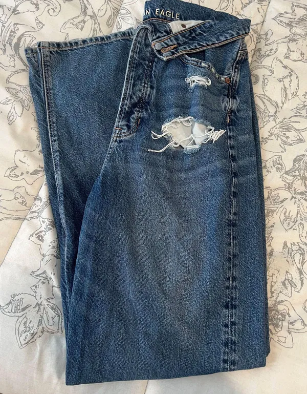 American Eagle Highest Rise Baggy Dreamy Drape Fold Over Jeans - Image 9