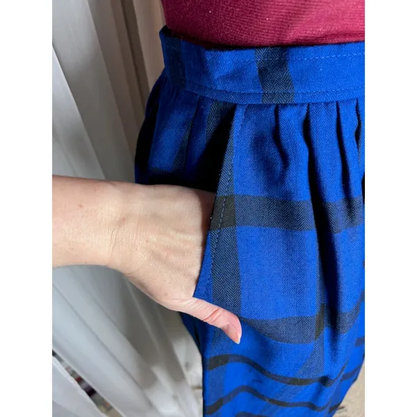 Pendleton skirt wool plaid knee length blue black Size 6 - Image 5