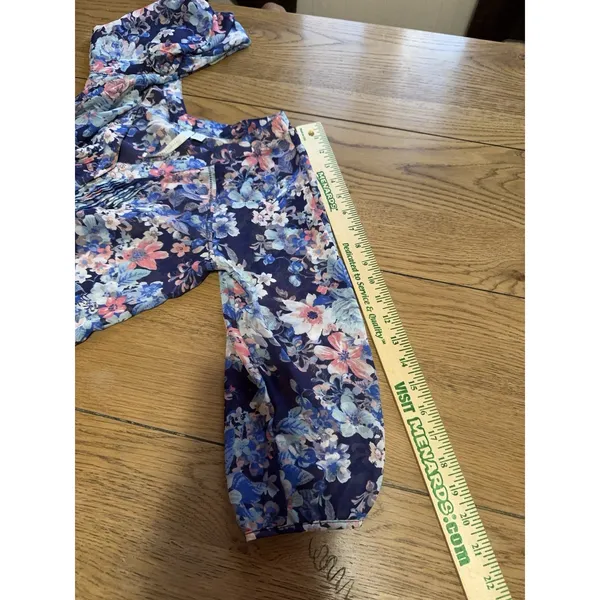 Lauren Conrad Women Size‎ Small Floral Blouse Button Down V Neck Pleated Light - Image 6