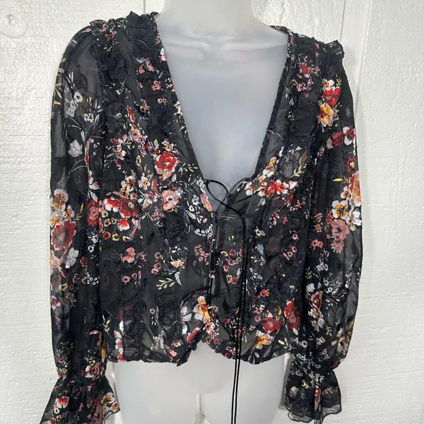 Nasty Gal Black Floral Sheer Top Size 4 EUC - Image 4