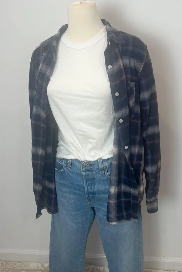 Mossimo Long Sleeve Flannel Button Up  - Image 6