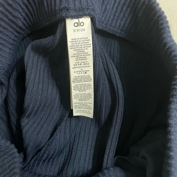 Alo Yoga NWT Muse Wide Leg Pants Navy Blue Relax Fit Size S Front Pockets - Image 10