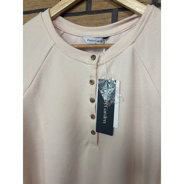 PrettyGarden‎ Cream Waffle Knit Button Front Top Size Medium - Image 3