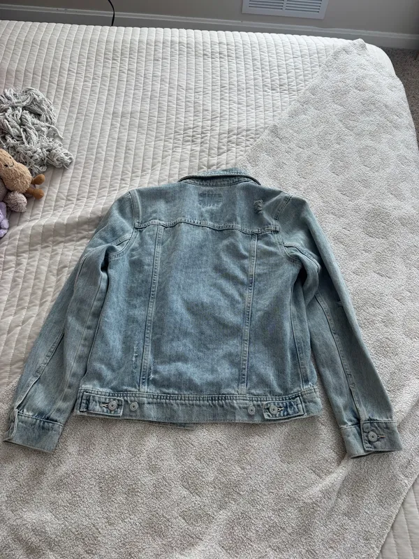 Old Navy Denim Jacket - Image 3