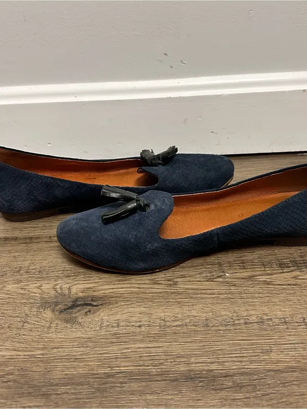 Madewell| Navy Suede Tassel Loafers Classic Slip-On sz 7 - Image 6