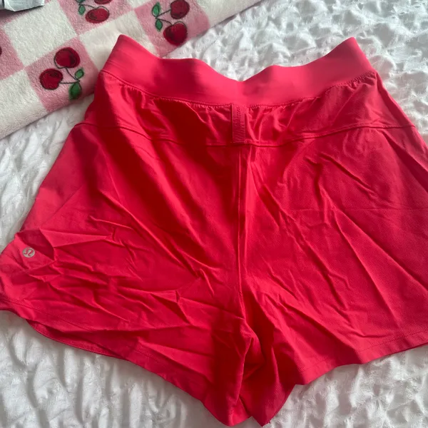 Lululemon shorts - Image 3