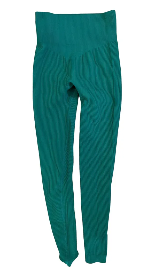 Amazon Two Piece Set - Image 3