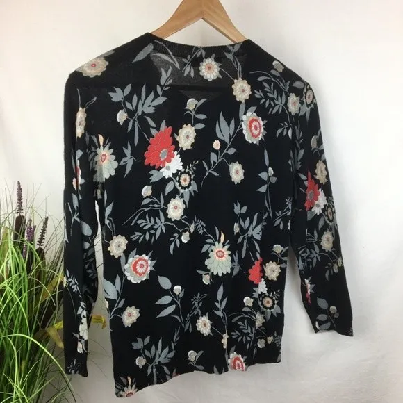 Ann Taylor Black Dark Moody Floral Knit Button Up Cardigan Sweater M - Image 5