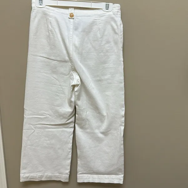 White wide leg capris Size L - Image 5