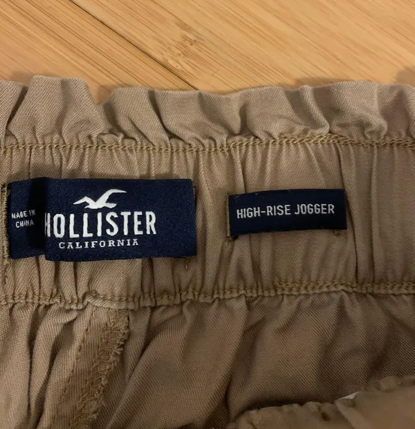 Hollister Hi Rise Jogger Pants - Image 4