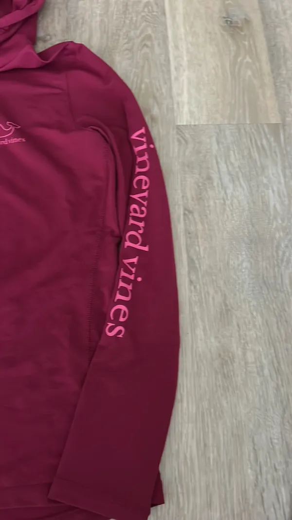 Vineyard Vines Performance Hoodie Athletic Women’s - Image 4