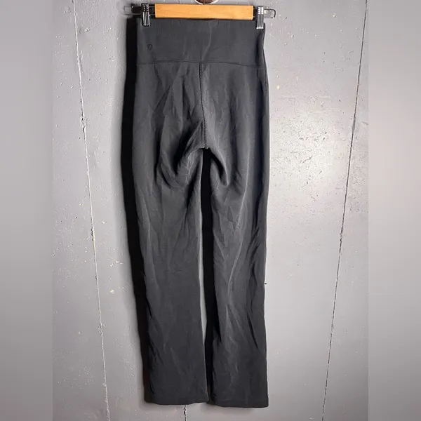 Lululemon Brushed Softstreme Ribbed Zip Flared Pant 32.5" Black.  Size 2 - Image 5