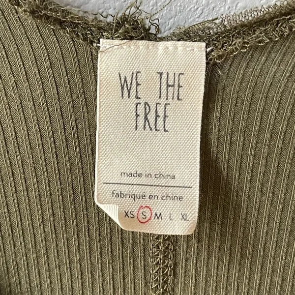 Free People long sleeve green top - Image 2