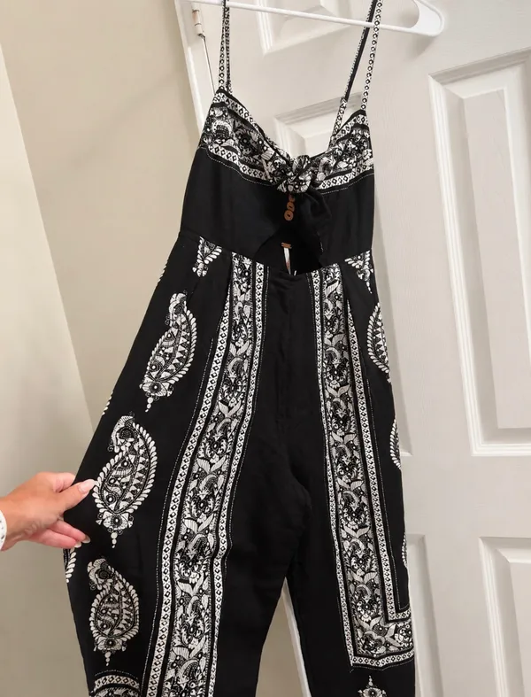 Free People Feel The Sun Jumpsuit NWT Black Paisley Wide Leg Size 2 - Image 6