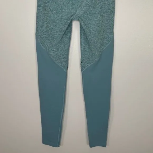 Beyond Yoga High Waist Colorblock Leggings Medium Blue‎ Seamless Stretch Active - Image 8