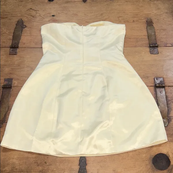 Peppermayo Girl Crush Bow Mini Dress Butter Yellow Strapless Cutout Size 6 - Image 10