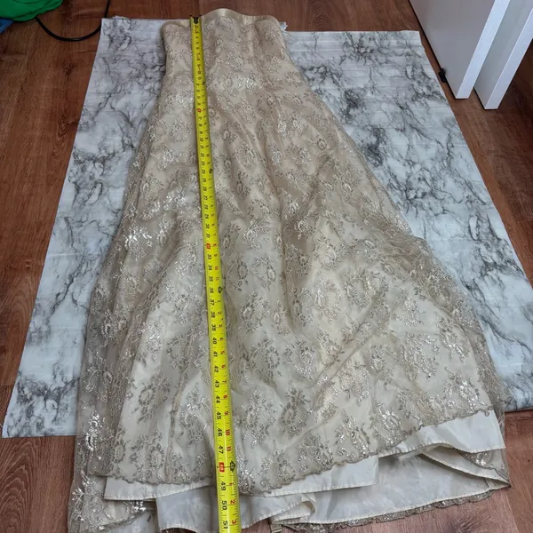 Jump vintage Y2K Gown Maxi Dress Back Lace up Floral Lace Ivory gold size 7/8 - Image 4