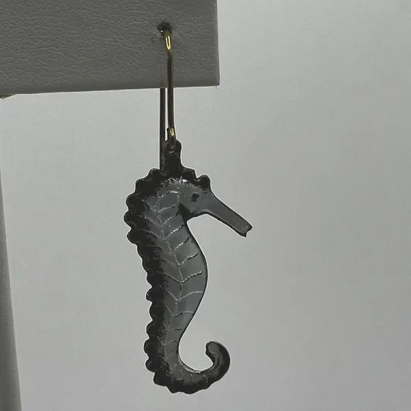 Vintage Style White Black Seahorse Drop‎ Earrings Silver Tone Nautical Coastal - Image 4