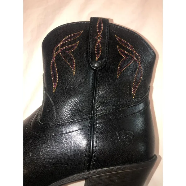 Ariat Darlin Western Booties Size 7 Old Black Round Toe Cowgirl Country Chic - Image 4