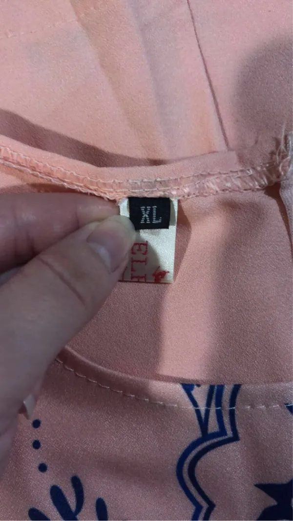 Dress Size XL - Image 4