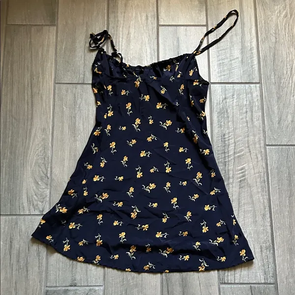 Audrey 3+1 Navy and Yellow Floral Dress - Image 4
