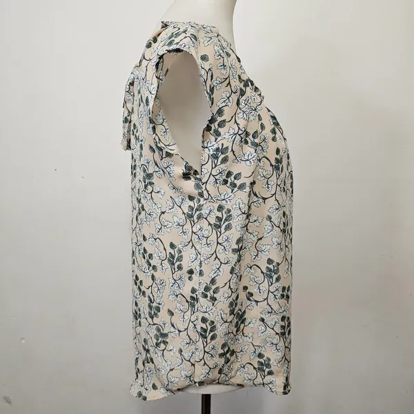 LC Lauren Conrad Blush Floral Pleated Tie Back Blouse Size Medium - Image 4