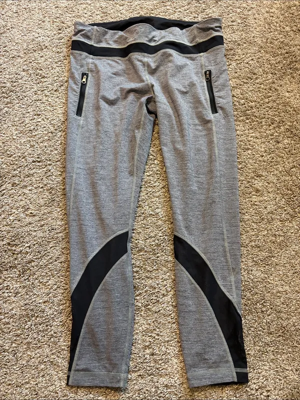 Lululemon Women’s Dark Slate Inspire Meshed Tight II Leggings‎ Size 12 - Image 2