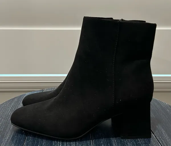 Old Navy Booties - Image 4