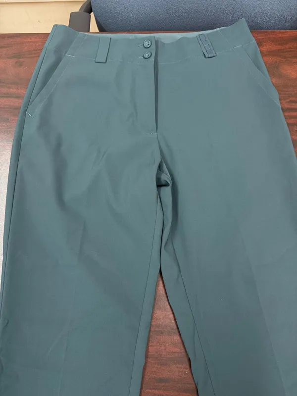 Nike Golf NikeFitDry Women’s Pants Size 6 - Image 2