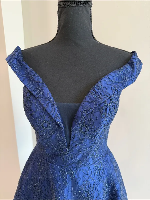 Narianna NWT Navy Blue size S Formal dress with matching shawl - Image 6