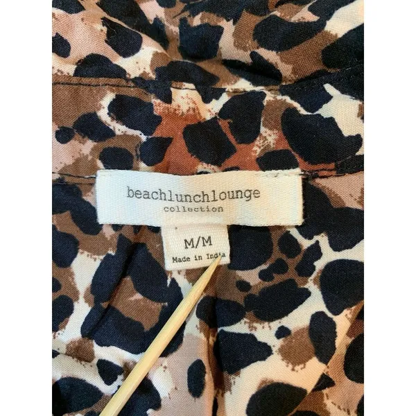 Beach Lunch Lounge Leopard Print‎ Blouse Womens Medium Animal Cheetah Mob Wife - Image 4