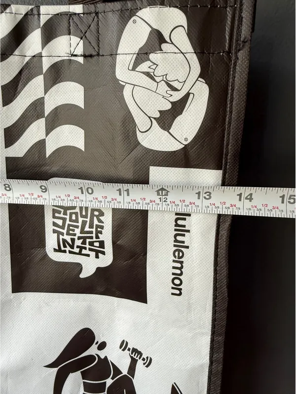 Lululemon Reusable Tote Bag with Graphic Prints Black - Image 6