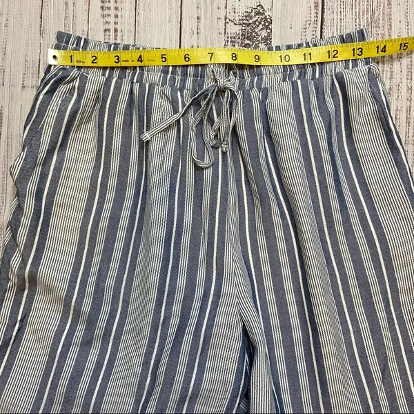 American Eagle Stripe Lounge/Beach Pants. Size Medium. EUC - Image 7